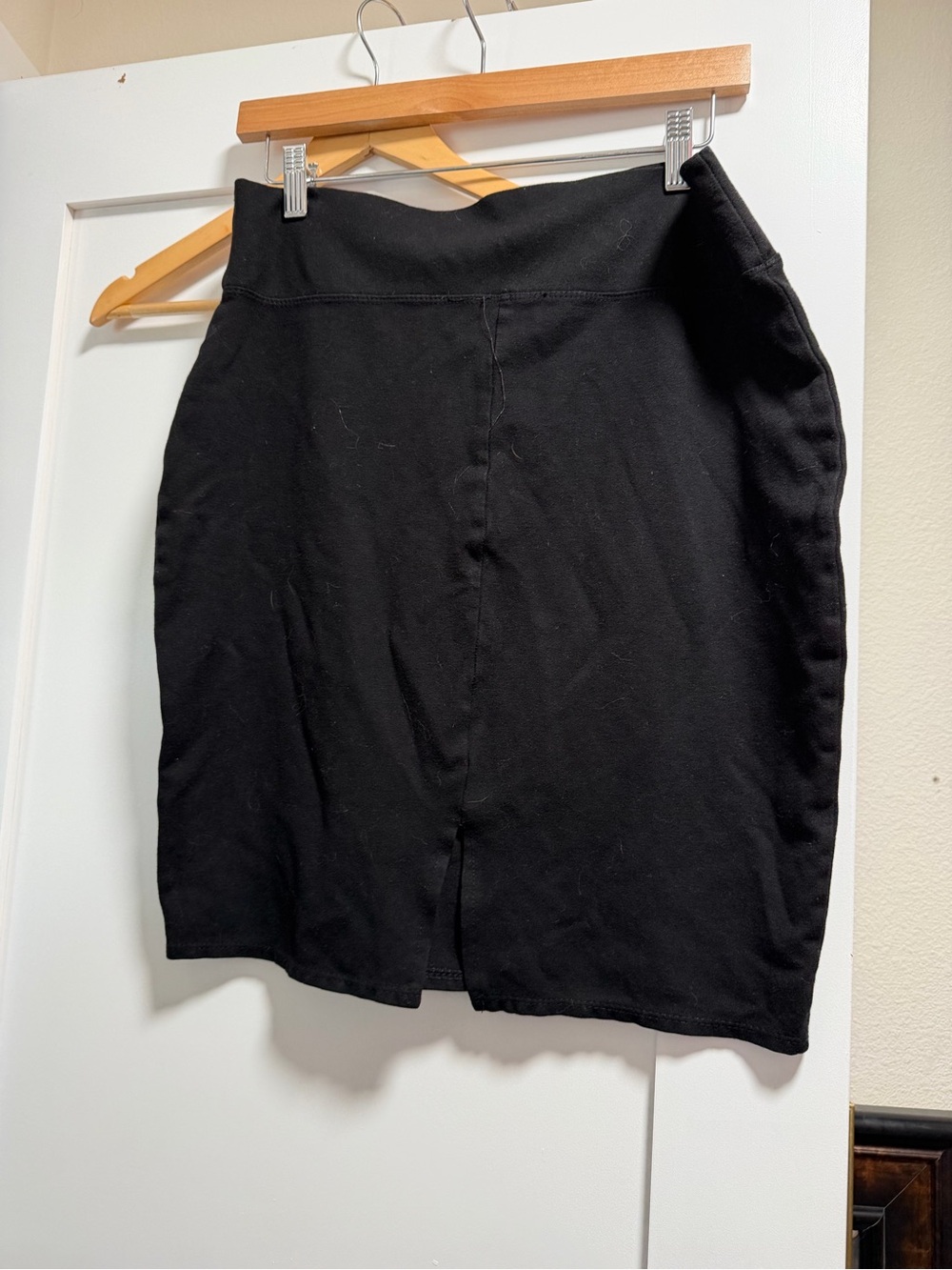 Classic Black Pencil Skirt - Women's